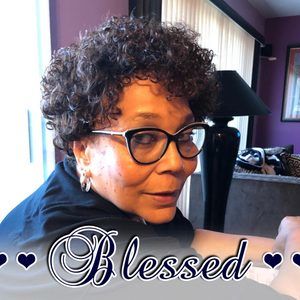 Meet your Posher, Carolyn